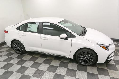 Ice Cap 2026 Toyota Corolla SE