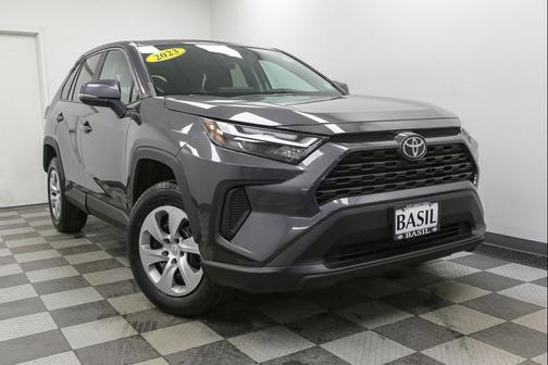 2023 Toyota RAV4 LE