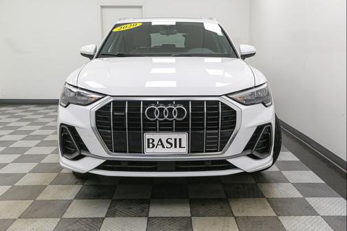 2020 Audi Q3 45 S line Premium