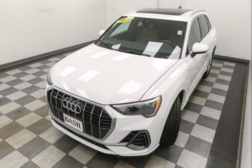 2020 Audi Q3 45 S line Premium