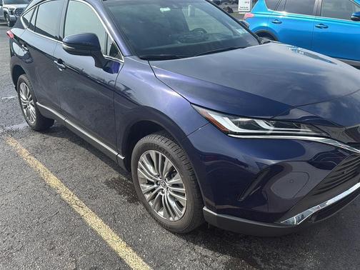 2022 Toyota Venza Limited