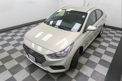 Linen Beige 2018 Hyundai Accent SE