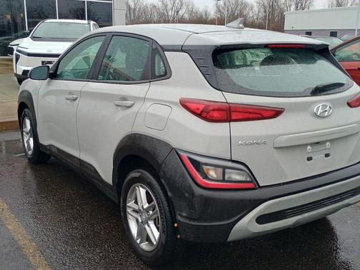 2023 Hyundai KONA SE