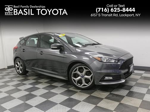 Magnetic 2017 Ford Focus ST