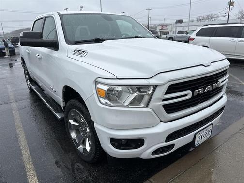 Bright White Clearcoat 2021 RAM 1500 Big Horn/Lone Star