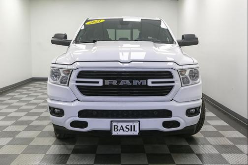 Bright White Clearcoat 2021 RAM 1500 Big Horn/Lone Star