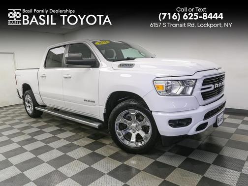 Bright White Clearcoat 2021 RAM 1500 Big Horn/Lone Star