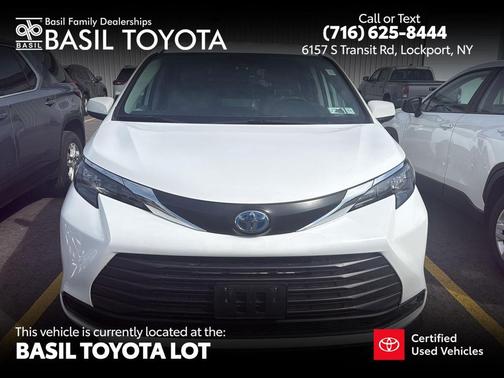 2024 Toyota Sienna LE