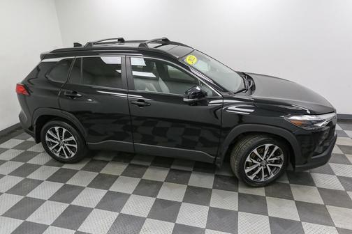 2022 Toyota Corolla Cross XLE