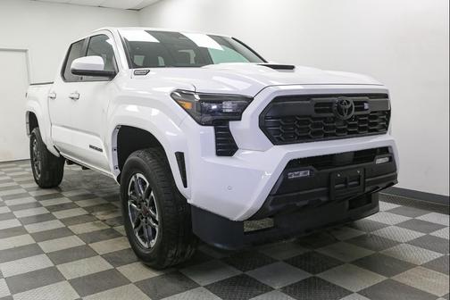 2026 Toyota Tacoma Hybrid TRD Sport