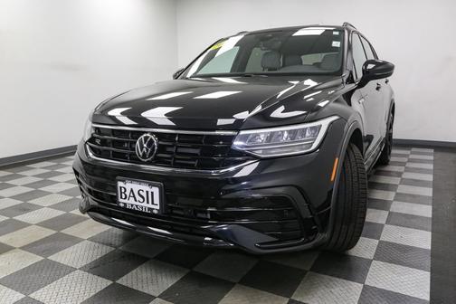 2023 Volkswagen Tiguan 2.0T SE R-Line Black 4MOTION