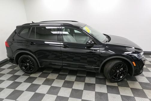2023 Volkswagen Tiguan 2.0T SE R-Line Black 4MOTION