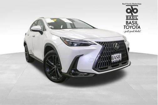 2024 Lexus NX 450h+ Luxury