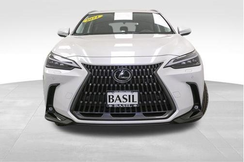 2024 Lexus NX 450h+ Luxury