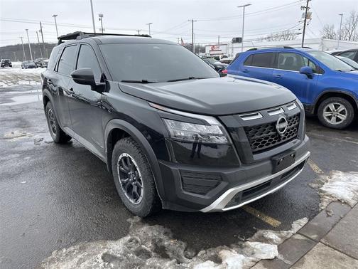 2025 Nissan Pathfinder Rock Creek 4WD