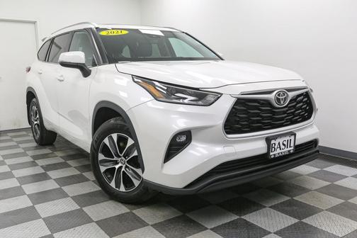 2021 Toyota Highlander XLE