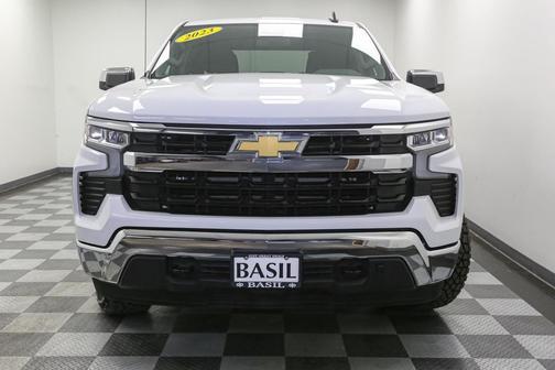 2023 Chevrolet Silverado 1500 LT