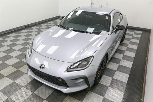 2025 Toyota GR86 Premium