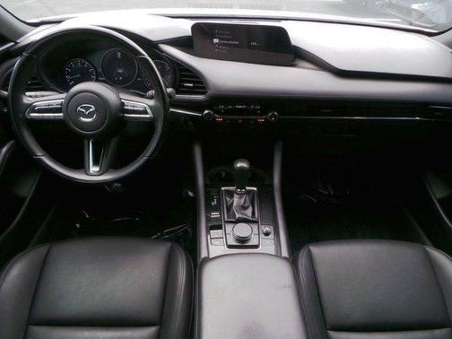Snowflake White Pearl Mica 2023 Mazda Mazda3 FWD w/Preferred Package