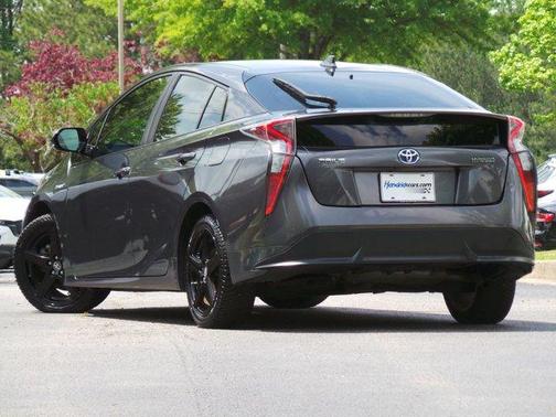 2016 Toyota Prius Three Touring