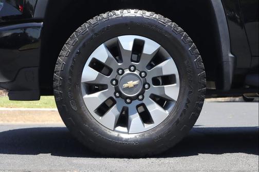 Black 2024 Chevrolet Silverado 2500 Custom