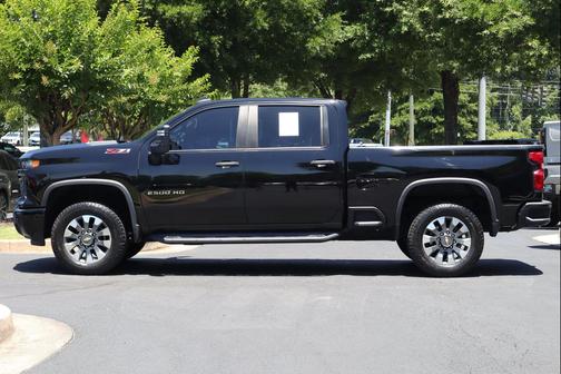 Black 2024 Chevrolet Silverado 2500 Custom