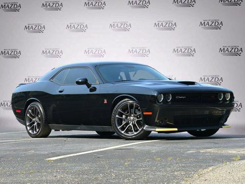 Pitch Black Clearcoat 2022 Dodge Challenger R/T Scat Pack