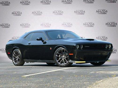 Pitch Black Clearcoat 2022 Dodge Challenger R/T Scat Pack