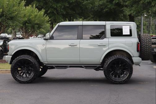 CACTUS GREY 2024 Ford Bronco Outer Banks