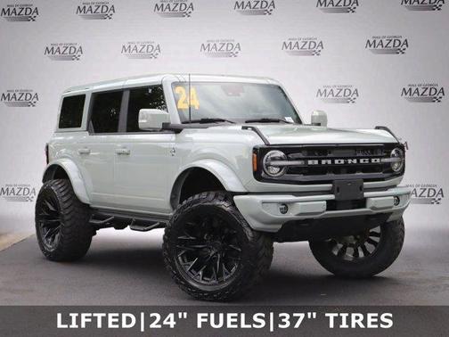 CACTUS GREY 2024 Ford Bronco Outer Banks