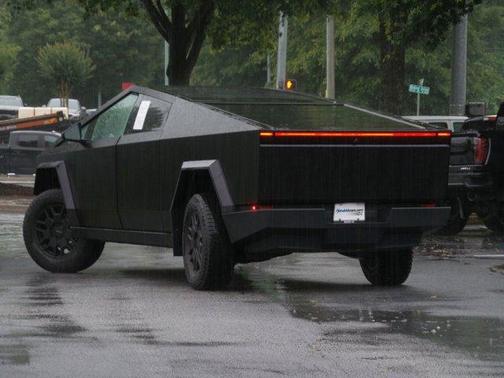 2024 Tesla Cybertruck Base