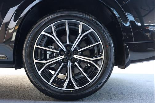 Jet Black Mica 2026 Mazda CX-70 3.3 Turbo S Premium
