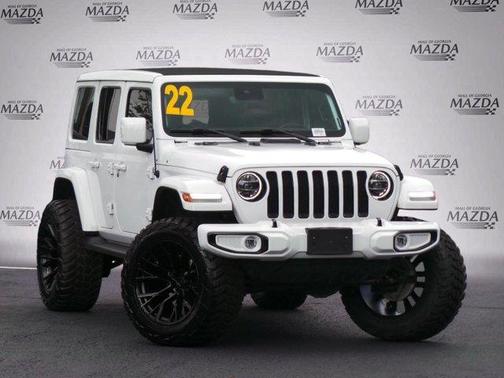 Bright White Clearcoat 2022 Jeep Wrangler Unlimited High Altitude 4x4