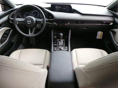 2024 Mazda Mazda3 FWD w/Preferred Package