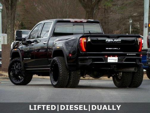 2025 GMC Sierra 3500 Denali Ultimate
