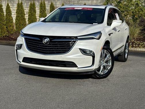 2022 Buick Enclave Essence