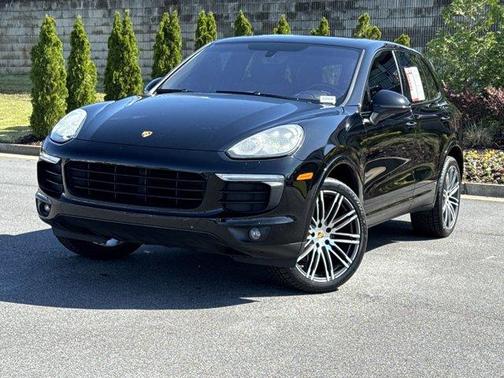 2017 Porsche Cayenne Platinum Edition