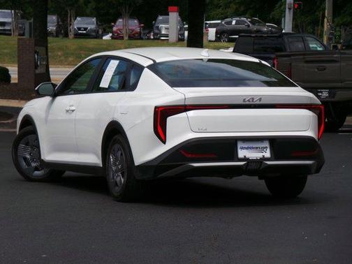 Snow White Pearl 2025 Kia K4 LX