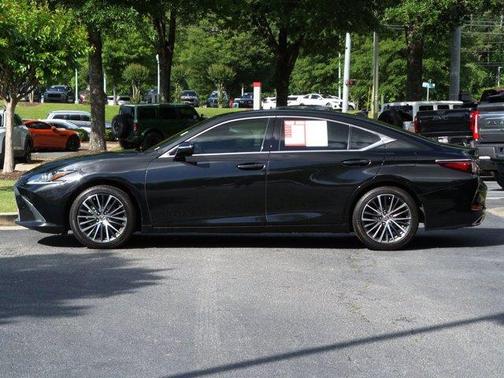 2022 Lexus ES 350 Base