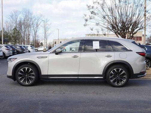 2024 Mazda CX-90 PHEV Premium Plus