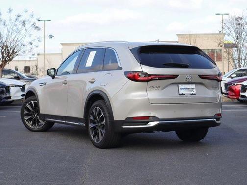 2024 Mazda CX-90 PHEV Premium Plus