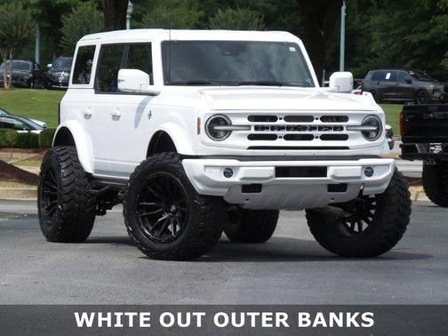 2024 Ford Bronco Outer Banks