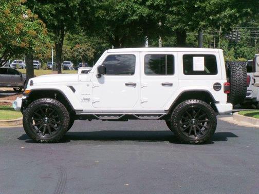 Bright White 2024 Jeep Wrangler 4-Door Sahara