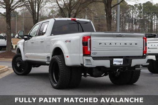 Avalanche 2026 Ford F-450 Platinum