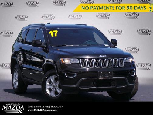 Diamond Black Crystal Pearlcoat 2017 Jeep Grand Cherokee Laredo