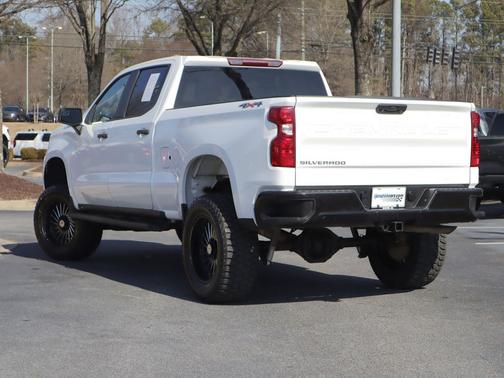 SUPER BLACK 2022 Chevrolet Silverado 1500 WT