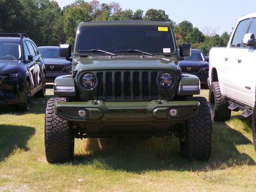 Sarge Green Clearcoat 2022 Jeep Wrangler Unlimited Sahara