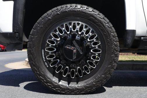 White Frost Tricoat 2024 GMC Sierra 3500 Denali