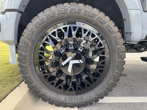 2025 Ford F-450 Platinum