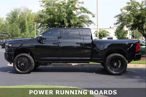 Diamond Black Crystal Pearlcoat 2026 RAM 3500 Laramie Mega Cab 4x4 6'4' Box